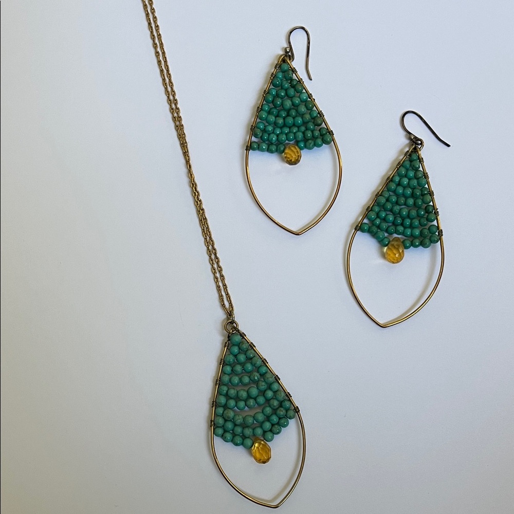 Stella & Dot Turquoise and Gold Goa Earrings and Necklace